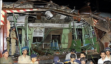 indiantrain.jpg indiantrain.jpg