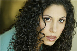 Yasmine Hannaney, Miss Iraq 2006 Photo 3