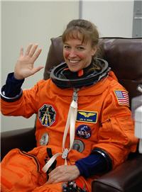 Lisa Marie Nowak in Orange NASA Flight Suit (small)