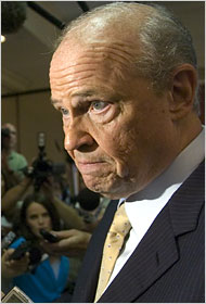 Fred Thompson Lied About Abortion Lobbying Erik S. Lesser/WorldPictureNetwork Fred Thompson represented a group that sought to ease restrictive rules on abortion counseling. 