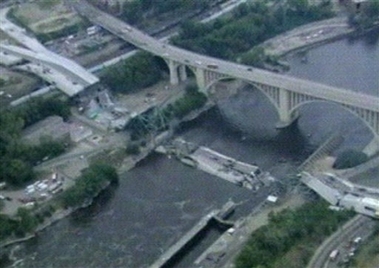 Minneapolis Highway Bridge Collapses Photo This video frame grab taken from KMSP television shows a burning tractor trailor at the scene of a freeway bridge over the Mississippi River in Minneapolis Wednesday, Aug. 1, 2007. The entire span of the 35W bridge collapsed about 6:05 p.m. where the freeway crosses the river near University Avenue. (AP Photo/KMSP-TV)