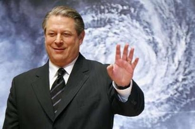 Al Gore Wins Nobel Peace Prize Photo Former U.S. Vice President Al Gore waves to the media at the Japanese premiere of his documentary film 