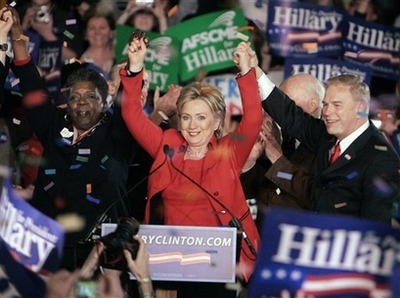 Clinton Suggests Obama for VP Democratic presidential hopeful Sen. Hillary Rodham Clinton, D-N.Y. acknowledges supporters during a primary night rally Tuesday March 4, 2008, in Columbus, Ohio. Clinton is the projected winner of the Ohio primary. Standing with Clinton is are Rep. Stephanie Tubbs Jones, D-Ohio, and Ohio Gov. Ted Strickland. (AP Photo/Mark Duncan)