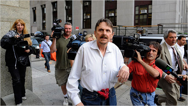 Crane Inspector Arrested Photo Robert Stolarik for The New York Times James Delayo, acting chief inspector for the Cranes and Derricks Unit, leaving court in Manhattan on Friday.