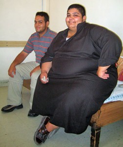 Tina Susman / Los Angeles Times Haidar Kareem Said, who weighs 495 pounds, sits with his brother, Mohammed Kareem Said, while awaiting an operation to have a band placed around his stomach.