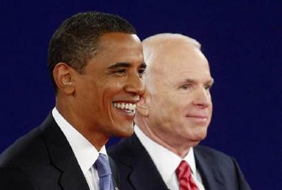 U.S. Republican presidential nominee Senator John McCain (R-AZ) (R) and Democratic presidential nominee Senator Barack Obama (D-IL) smile after their debate at Belmont University in Nashville, Tennessee October 7, 2008. REUTERS/Jim Young