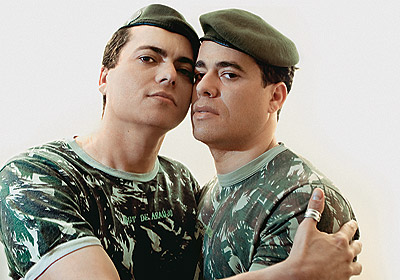 gay-soldiers