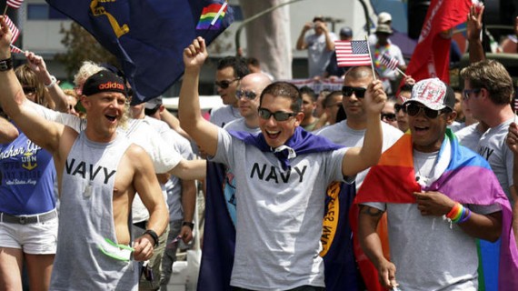 Pride-Military-Servicemen-6